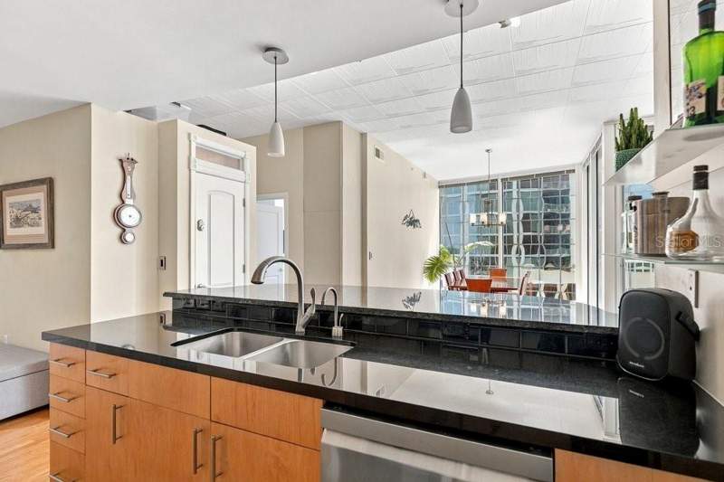 2 bedroom Condominium at 155 S Court Avenue #1102, Solaire/The Plaza Bldg 1, Orlando — photo 4