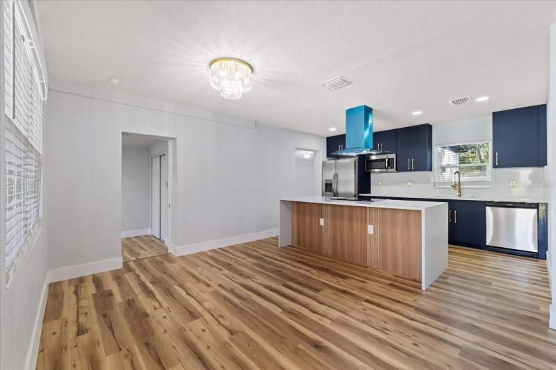 3 bedroom Single Family Residence at 1621 N Washington Avenue, Fairmont Sub, Clearwater — photo 4