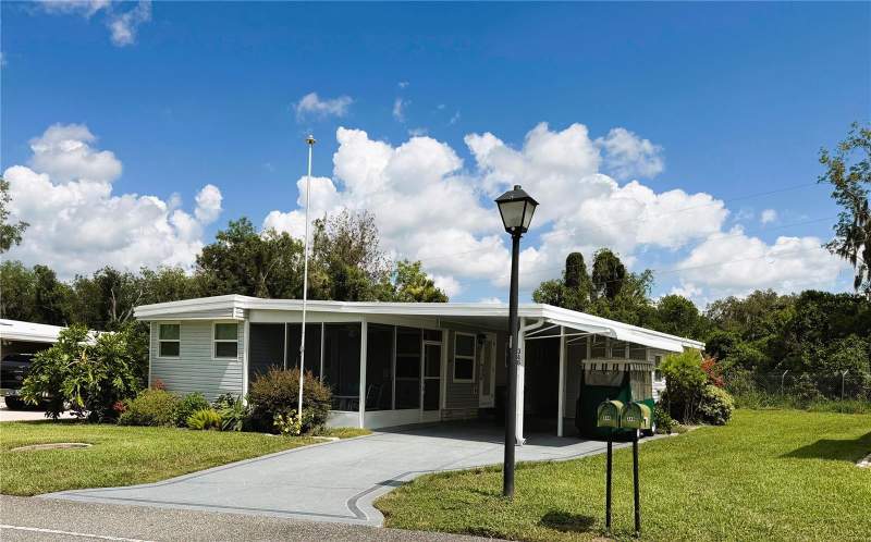 2 bedroom Mobile Home at 346 Palo Verde Drive, Hawthorne At Leesburg A Coop, Leesburg — photo 3