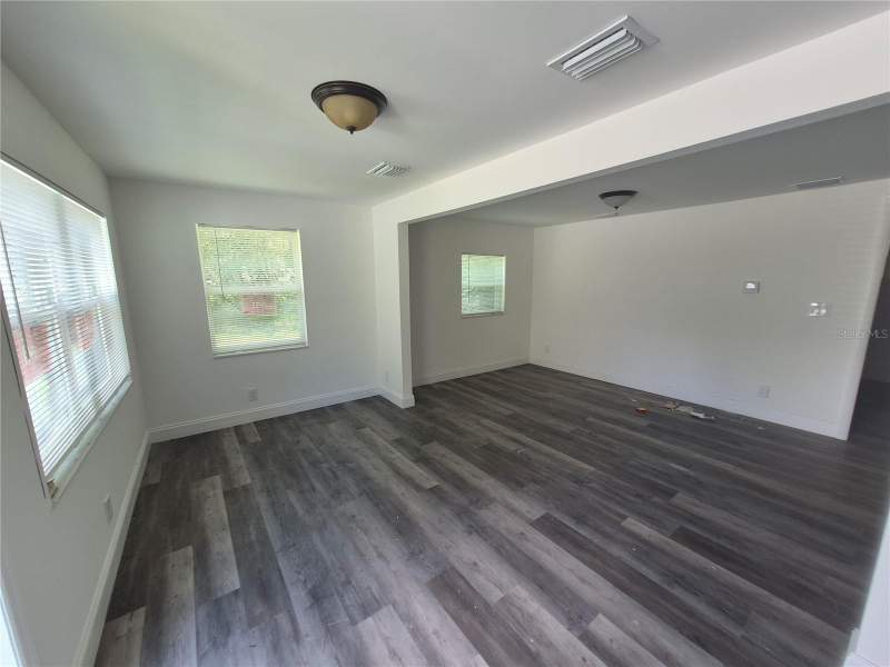 2 bedroom Single Family Residence at 12599 NW 38th Avenue, Reddick, Reddick — photo 2