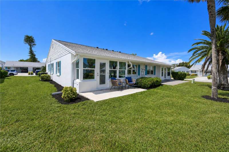 2 bedroom Condominium at 9411 Concord Circle, Mount Vernon Ph 1-B, Bradenton — photo 4