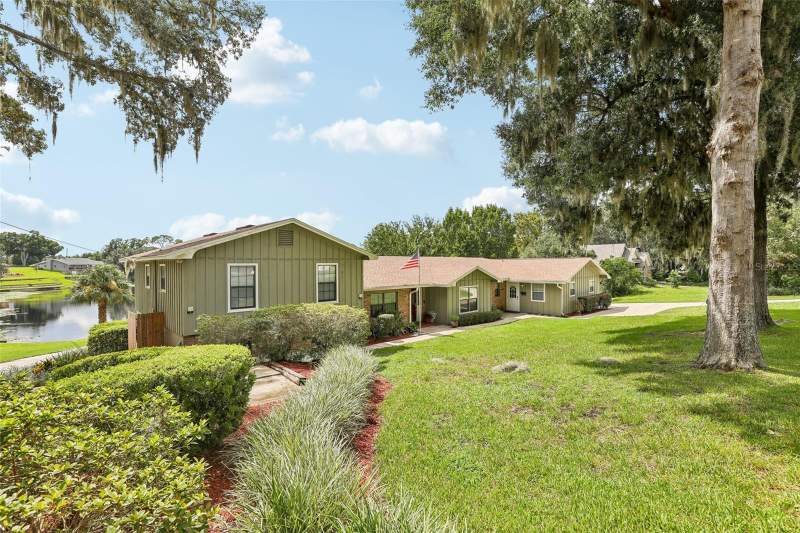 6 bedroom Single Family Residence at 1460 Grove Street, Eichelberger Estates 1, Eustis — photo 2