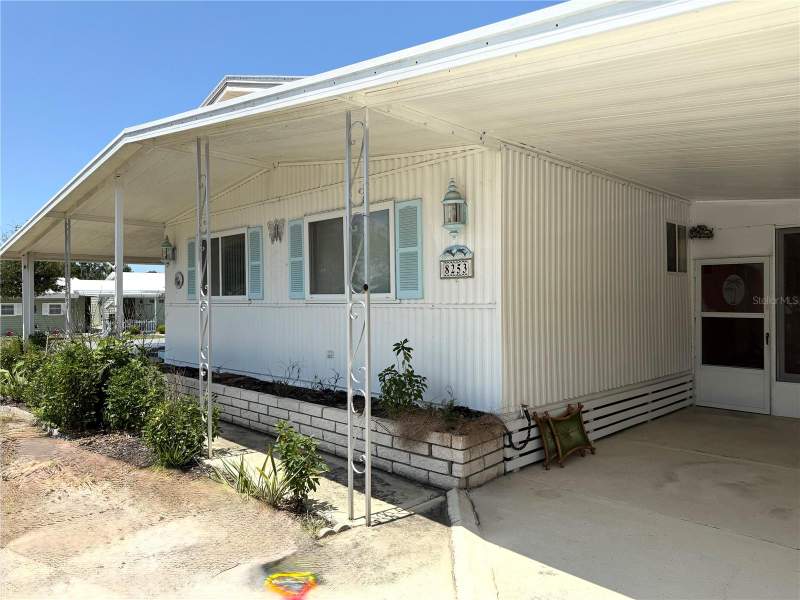 2 bedroom Mobile Home at 8253 Highpoint Boulevard, High Point Mh Sub Unit 5, Brooksville — photo 3