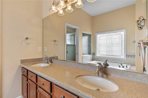 8860 Bridgeport Bay Circle, Mount Dora FL - photo 24 of 50
