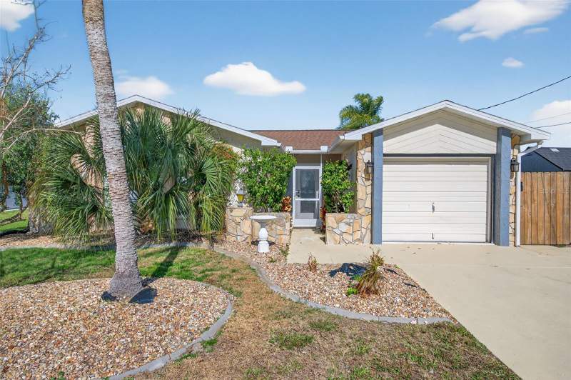 2 bedroom Single Family Residence at 7623 Mako Drive, Sea Pines, Hudson — photo 3