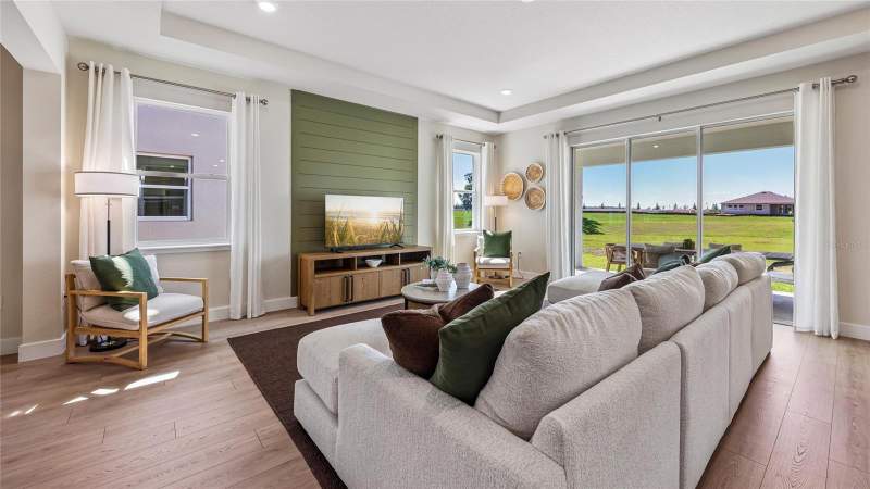 4 bedroom Single Family Residence at 7018 SW 44th Circle, Tartan Farms At Winding Oaks, Ocala — photo 5