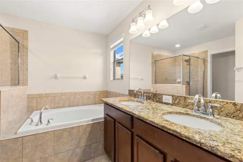 2719 Garden Falls Drive, Brandon FL - photo 23 of 39