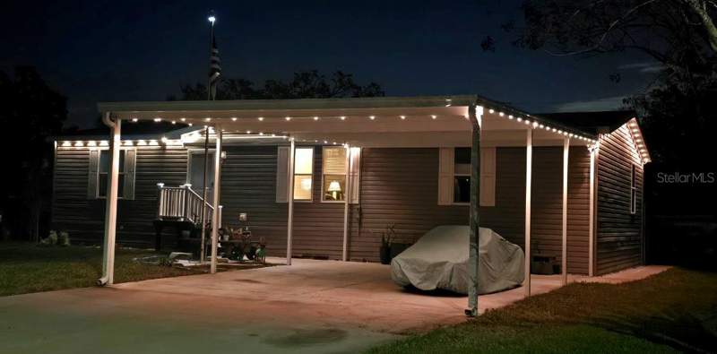 3 bedroom Manufactured Home at 210 Philadelphia Court #17, Lake Tarpon Mobile Home Village, Palm Harbor — photo 2