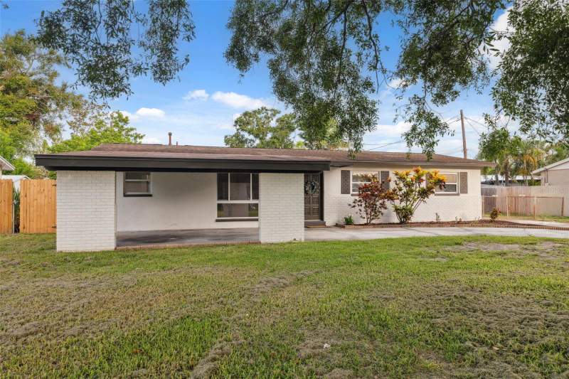 Cross Bayou Estates