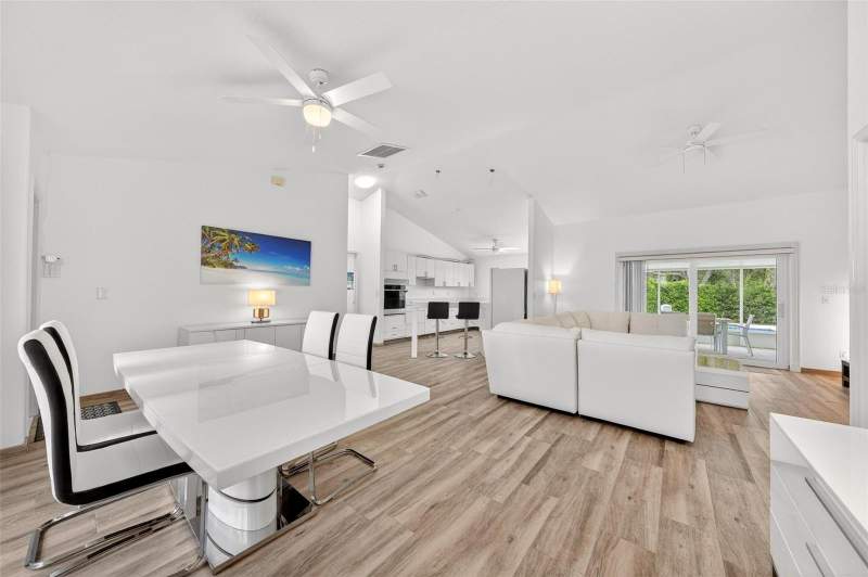 3 bedroom Single Family Residence at 12623 Lake Denise Boulevard, Swiss Fairways Ph One Sub, Clermont — photo 4