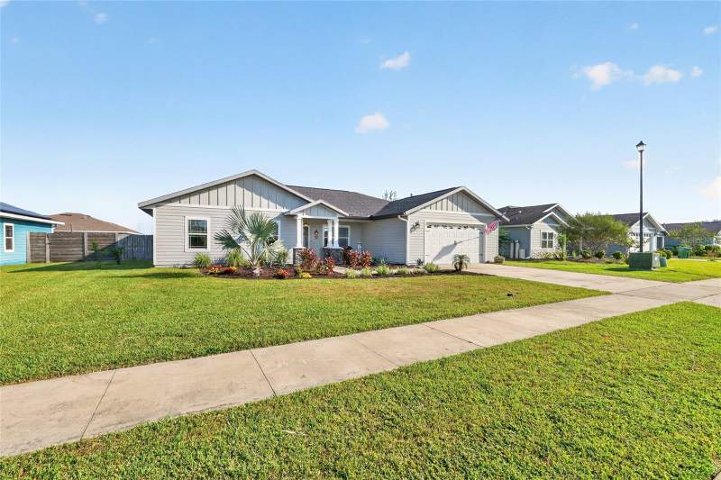 4 bedroom Single Family Residence at 23012 NW 4th Place, Newberry Oaks, Newberry — photo 4