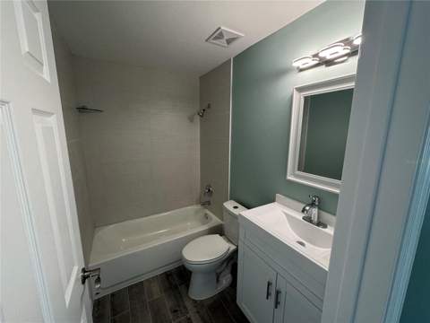 1258 Barbara Drive #202, Venice FL - photo 10 of 16