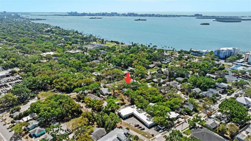2 bedroom Single Family Residence at 300 President Street, Simpson & Wifes Add, Dunedin — photo 3