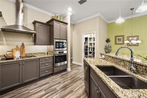 1097 Sugar Loaf Key Loop, Lady Lake FL - photo 6 of 90
