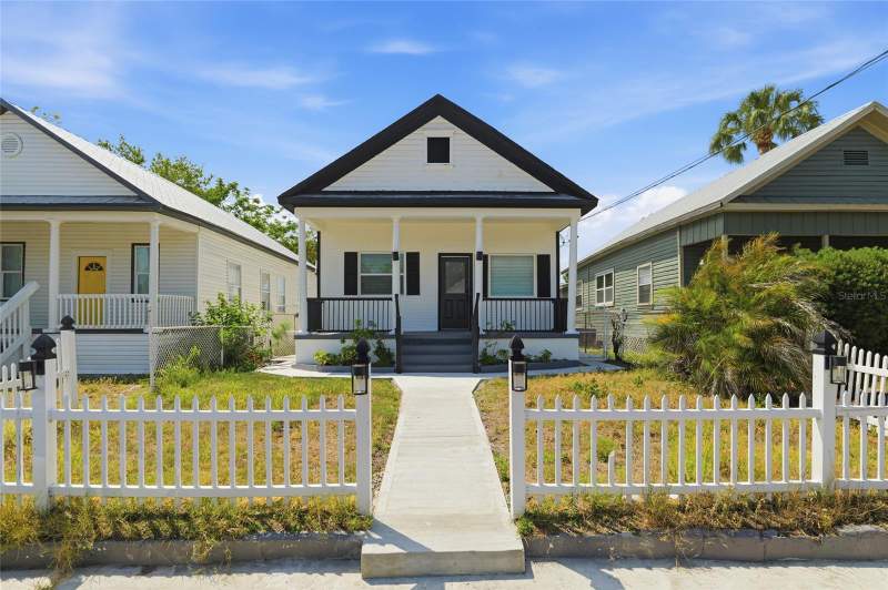 2120 W NASSAU STREET home for sale in Benjamins