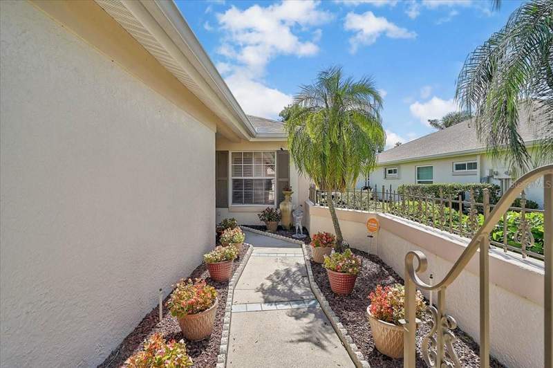 2 bedroom Villa at 4238 Caddie Drive, Fairway Trace, Bradenton — photo 2