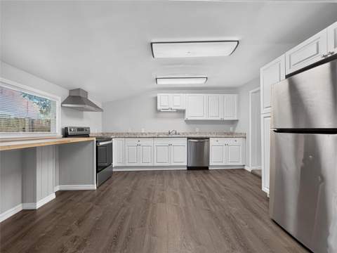 325 S 2nd Street, Leesburg FL - photo 8 of 52