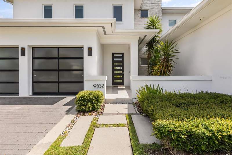5 bedroom Single Family Residence at 9352 Bordet Court, Laureate Park, Orlando — photo 2
