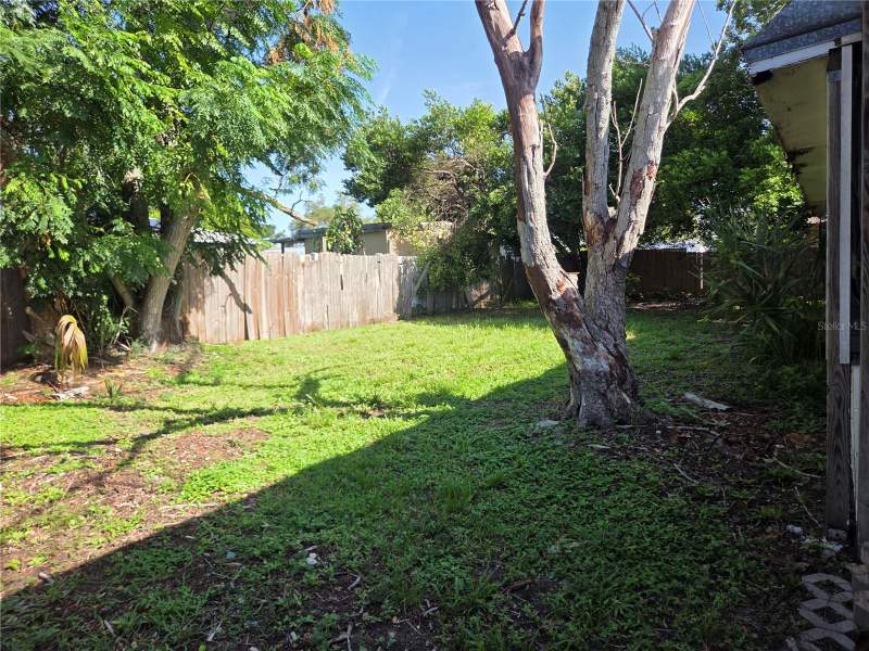 3 bedroom Single Family Residence at 907 Cutler Drive, The Groves North, Seffner — photo 3