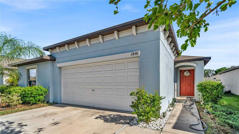 4 bedroom Single Family Residence at 1841 Crinkle Leaf Court, Spencer Crk Ph 2, Ruskin — photo 2