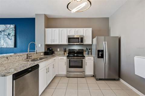 2530 Maneshaw Lane, Kissimmee FL - photo 11 of 26