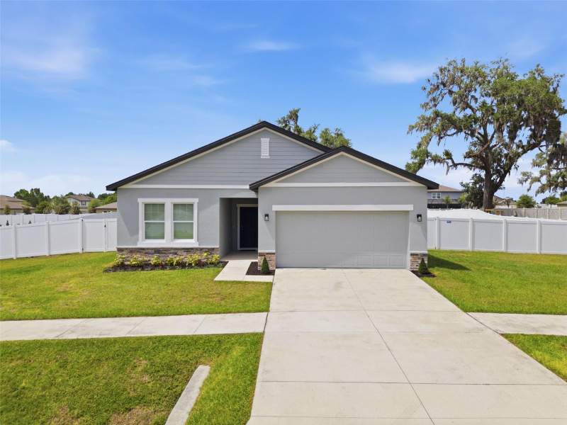 Imperial Oaks