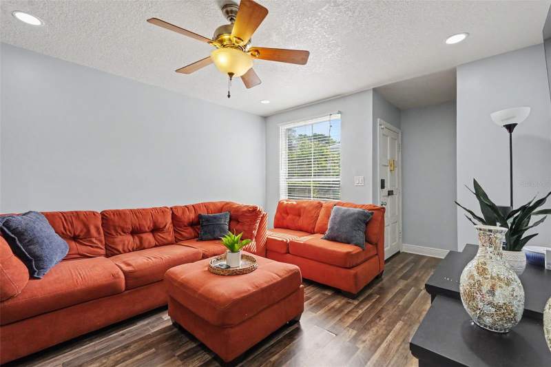 2 bedroom Townhouse at 4505 La Capri Court, Tampa Villas South Unit 1, Tampa — photo 5