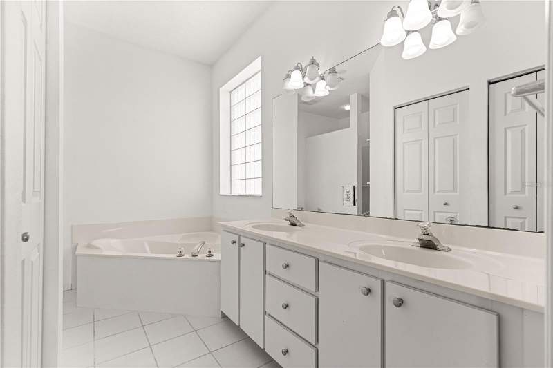 3 bedroom Single Family Residence at 2380 NW 53rd Avenue Road, Ocala Palms Un 06, Ocala — photo 3