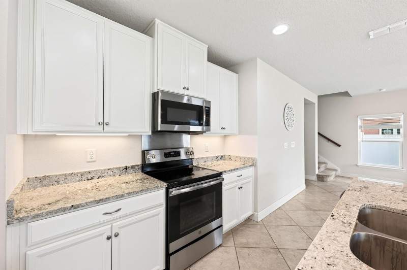 3 bedroom Single Family Residence at 4366 Silver Creek Street, Creekside At Boggy Creek Ph 1, Kissimmee — photo 4