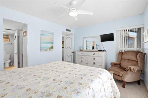 320 Medallion Boulevard #H, Madeira Beach FL - photo 18 of 38