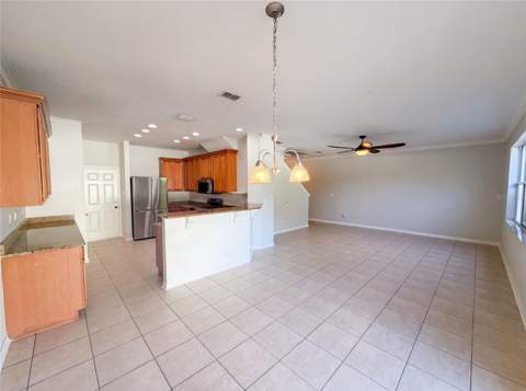 31628 Spoonflower Circle, Wesley Chapel FL - photo 8 of 26