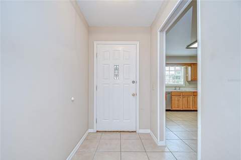 5912 Newberry Court, Zephyrhills FL - photo 12 of 40