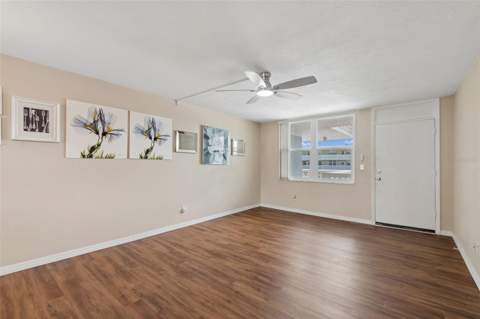 4715 Bay Street #223, St Petersburg FL - photo 6 of 37