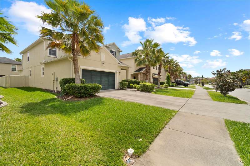 5 bedroom Single Family Residence at 1588 Ludington Avenue, Union Park Ph 4B & 4C, Wesley Chapel — photo 4