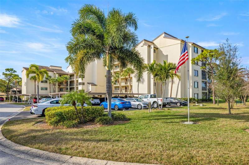 Forestbrook V Condo