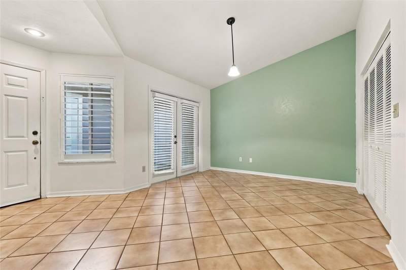 2 bedroom Townhouse at 916 NW 124th Drive, The Villas Of Westend, Newberry — photo 3