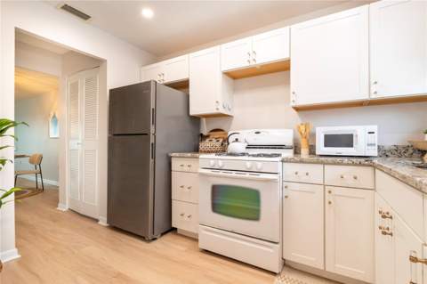 5925 Shore Boulevard #405, Gulfport FL - photo 19 of 65