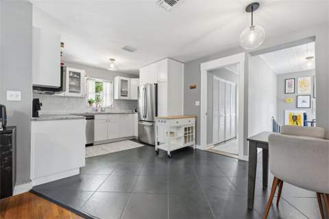 1423 E Henry Avenue, Tampa FL - photo 6 of 6