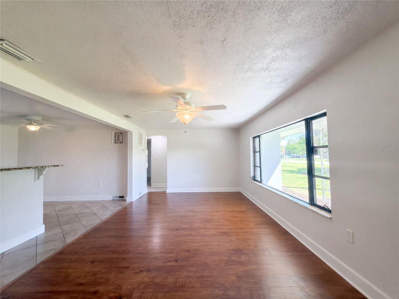 2 bedroom Single Family Residence at 5328 16th Street, Airport Rev, Bradenton — photo 3