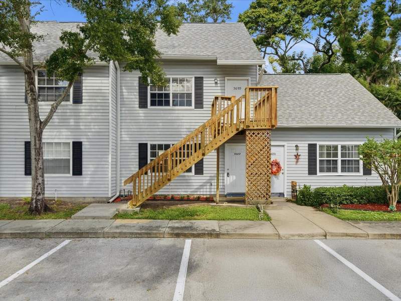 Manor Condo
