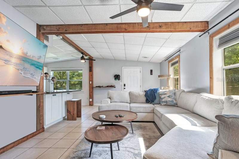 3 bedroom Single Family Residence at 310 E 6th Street, North Chuluota, Chuluota — photo 3