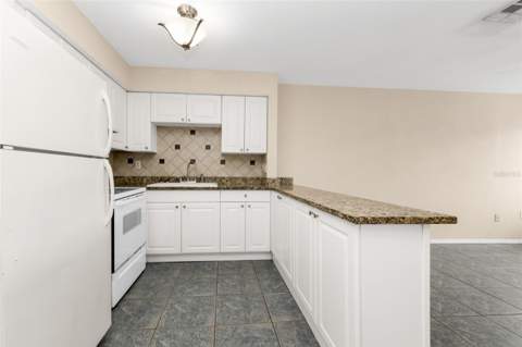 21150 Gertrude Avenue #F5, Port Charlotte FL - photo 7 of 15