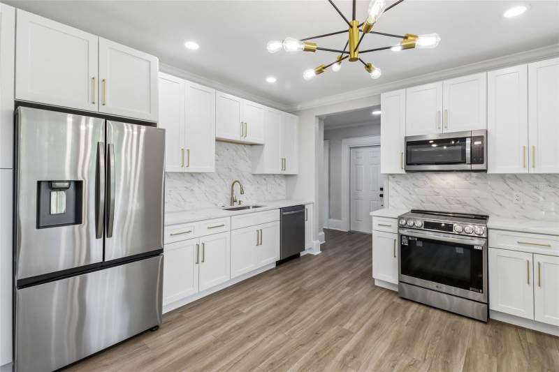4 bedroom Single Family Residence at 43 W Muriel Street, Muriel Terrace, Orlando — photo 2