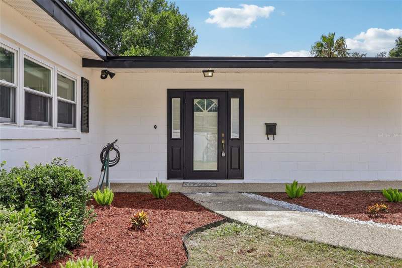 4 bedroom Single Family Residence at 4001 Timber Trl, Pine Ridge Estates, Orlando — photo 4