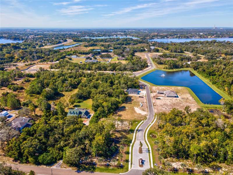 4 bedroom Single Family Residence at 709 Estates Boulevard, North Lake Estates, Tarpon Springs — photo 4