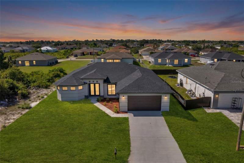 3 bedroom Single Family Residence at 2915 23rd Street, Lehigh Acres, Lehigh Acres — photo 2