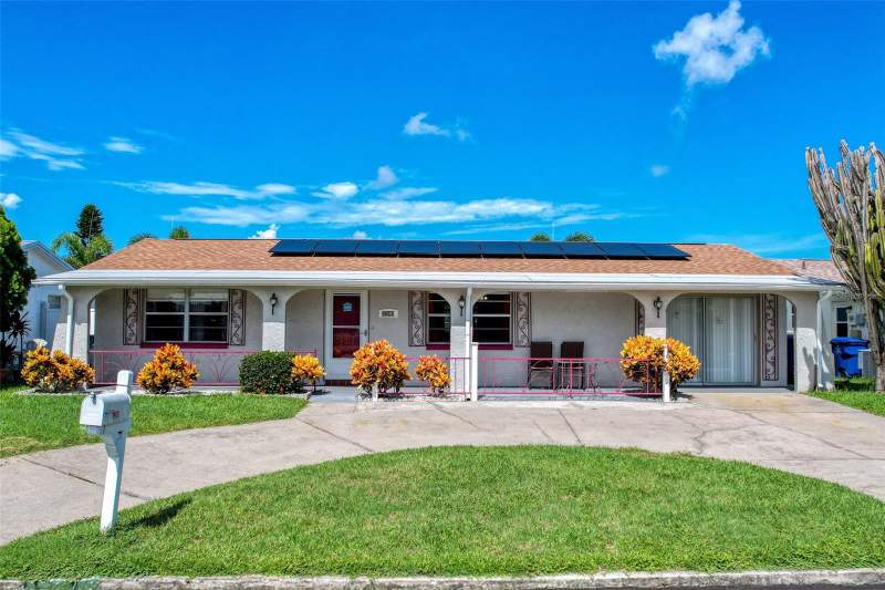 3 bedroom Single Family Residence at 2349 Hama Drive, Tahitian Homes, Holiday — photo 5