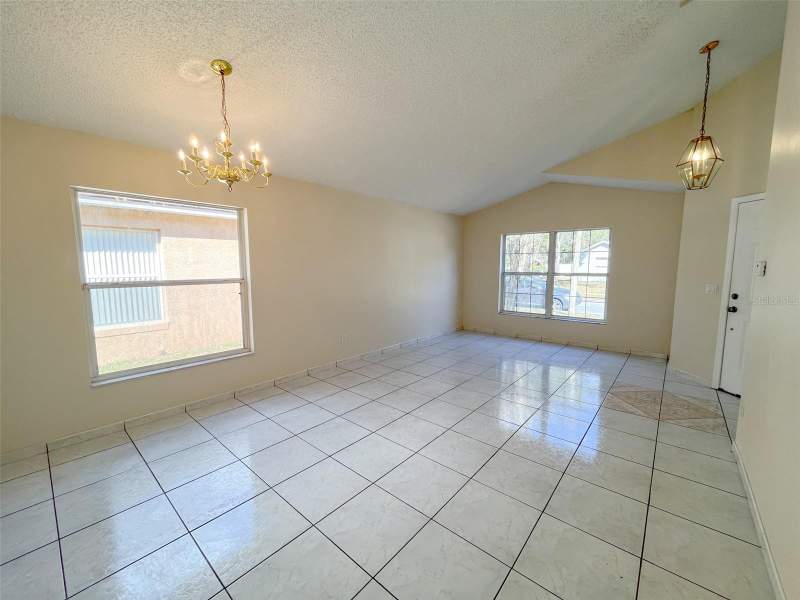4 bedroom Single Family Residence at 1902 Palmetto Pine Lane, Pine Creek 42/138, Orlando — photo 4