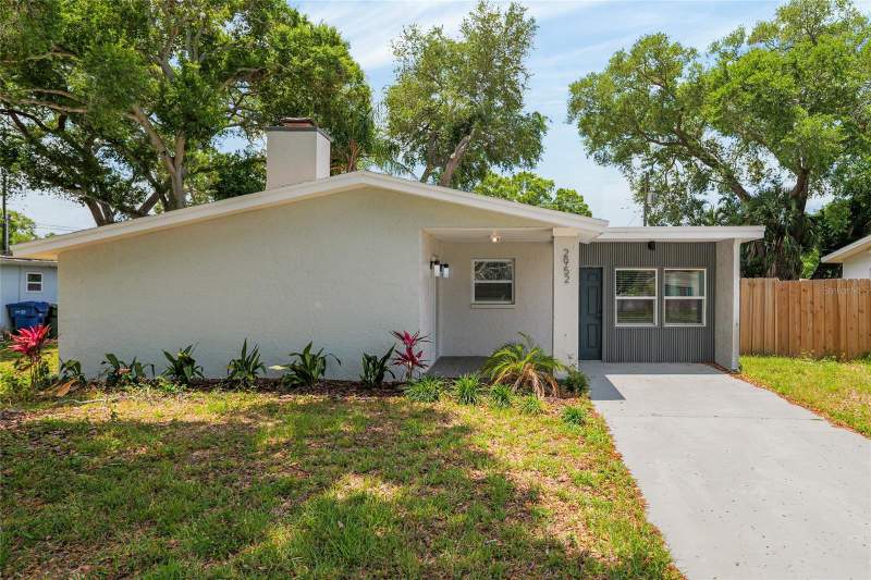3 bedroom Single Family Residence at 2952 WEBLEY DRIVE, EAST BAY ESTATES, LARGO — photo 2