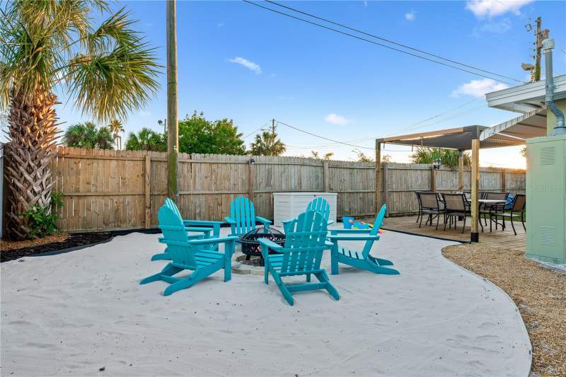 2 bedroom Single Family Residence at 1225 Grove Street, Moore Prop Of A J, Clearwater — photo 3